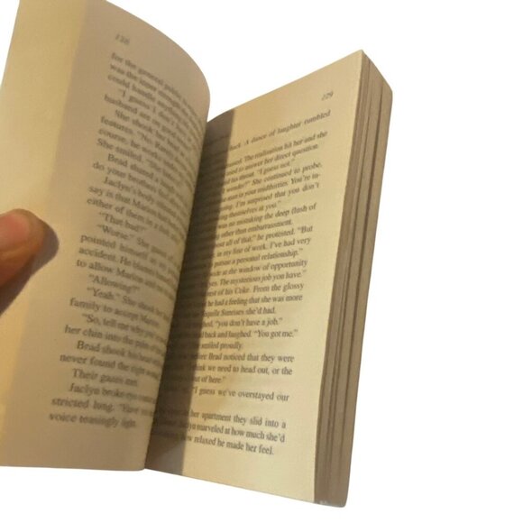 Forget Me Not By Adrianne Byrd 1998 Paperback Romantic Thriller Novel - Picture 6 of 11